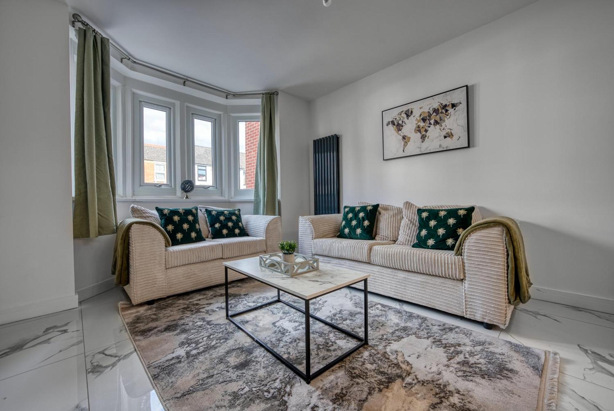 Aryas Homes Oxford - Headington Bagian luar foto